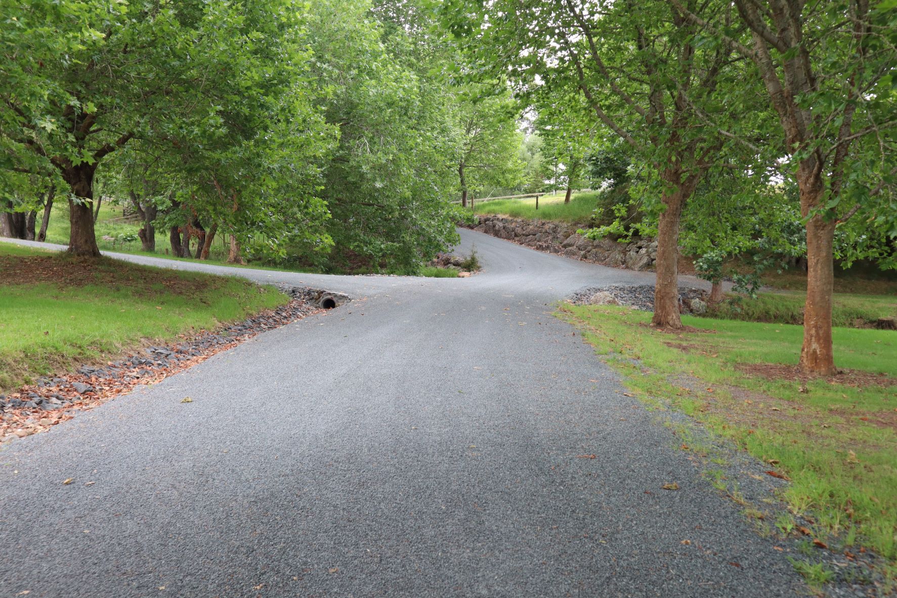 Driveway Repairs and Construction 